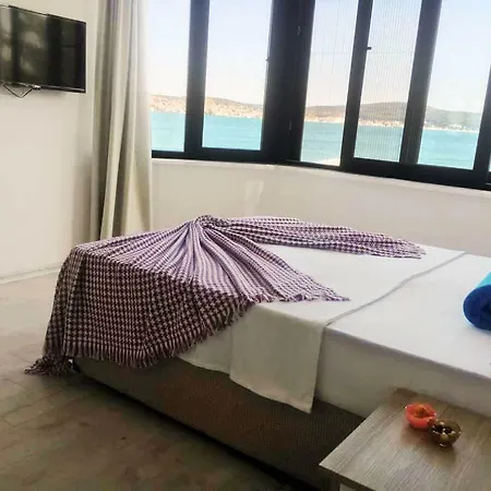 فندق Cunda Sira 3*